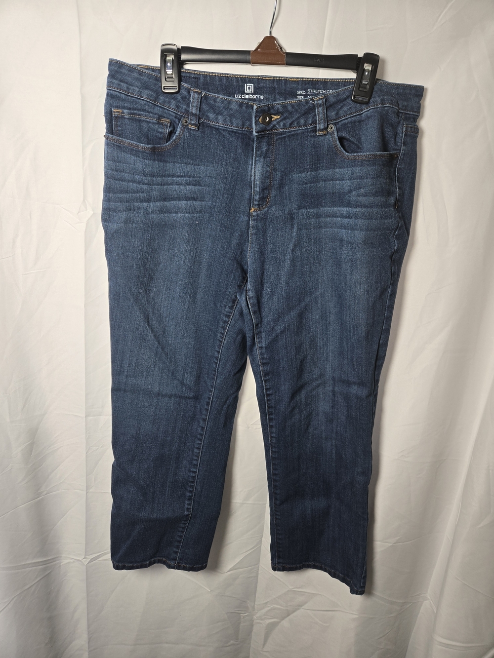Liz Claiborne Indigo Cropped Stretch Jeans